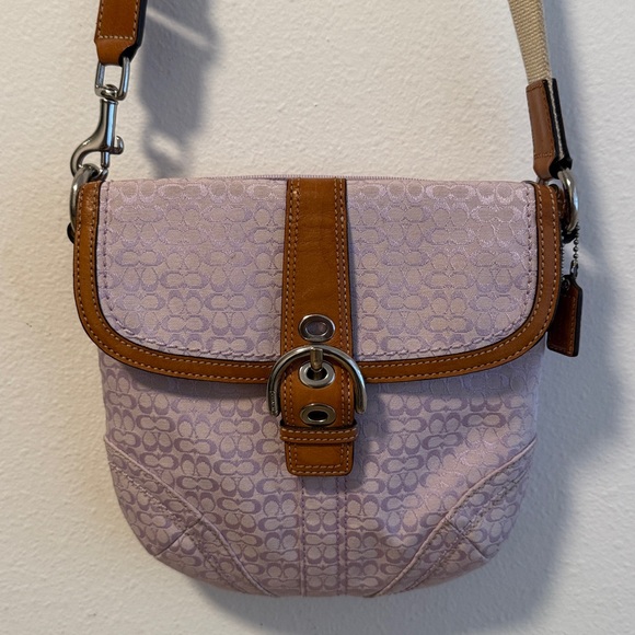 Vintage Coach Lavender Logo Jacquard Canvas Soho Swing Crossbody Bag - Picture 11 of 14